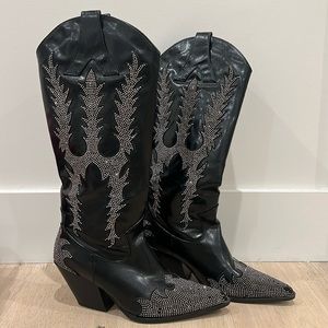 Rhinestone black cowboy boot